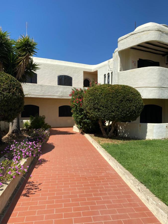 Peaceful & Spacious Apt With Parking & Queen Bed Carvoeiro  Extérieur photo